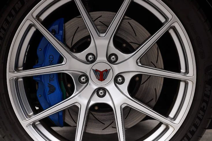 2005-2008 Subaru Impreza & More | DBA 5000 Series Fully Assembled 2-Piece X2 Cross-Drilled/Slotted Brake Rotor [Front] | DBA5654GLDXS-10 - Image 3