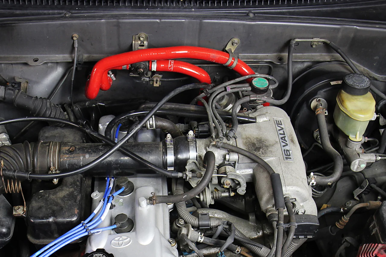 HPS 57-1746H-RED Toyota 1995-2004 Tacoma 2.4L & 2.7L 4Cyl-Heater Hose - Image 2