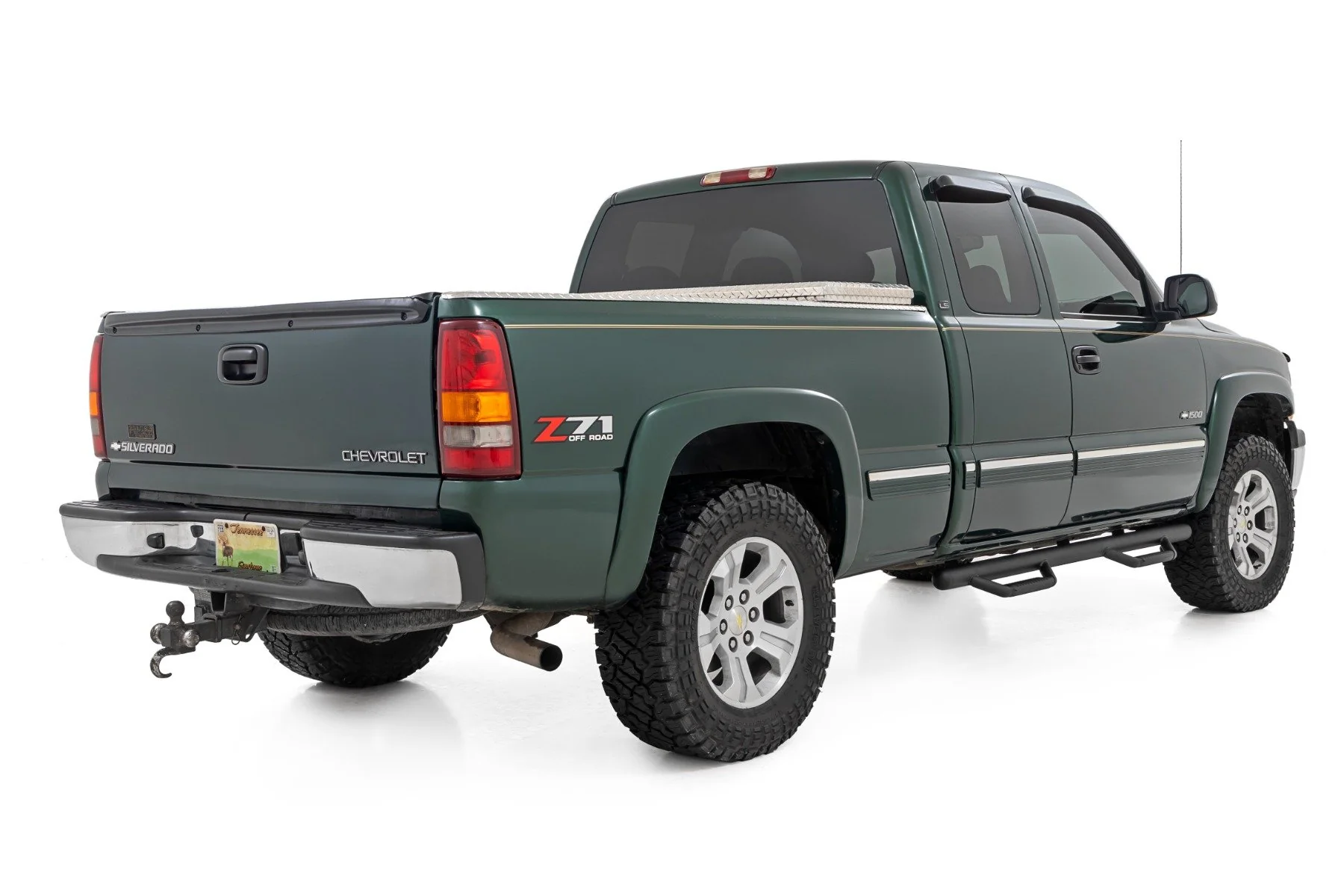 Nerf Steps | Full Length | Ext | 6.5 Ft Bed | Chevrolet Silverado/GMC Sierra 1500/2500HD | 1999-2006 | Rough Country | RCC9989QCB - Image 3