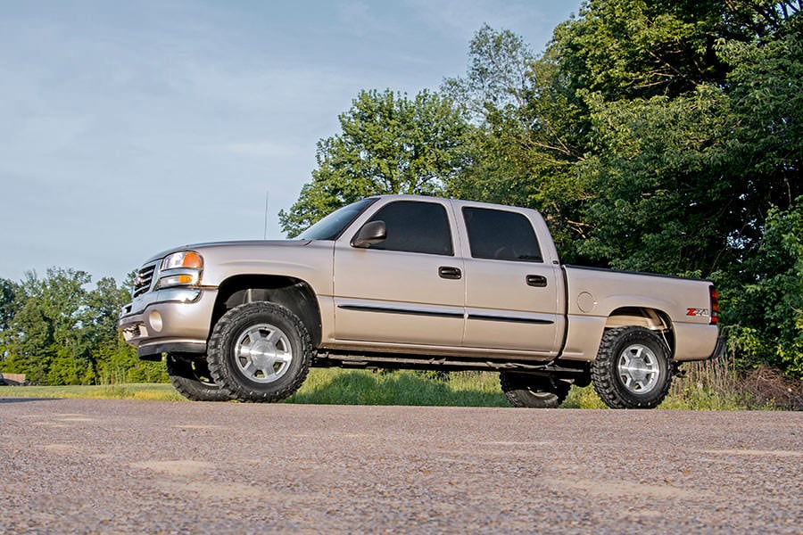 1.5-2 Inch Lift Kit | N3 Shocks | Chevrolet Silverado/GMC Sierra 1500 | 1999-2006 | Rough Country | 28330 - Image 3