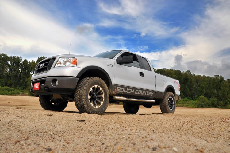2.5 Inch Lift Kit | Molded | Ford F-150 2WD/4WD | 2004-2008 | Rough Country | 57030 - Image 3