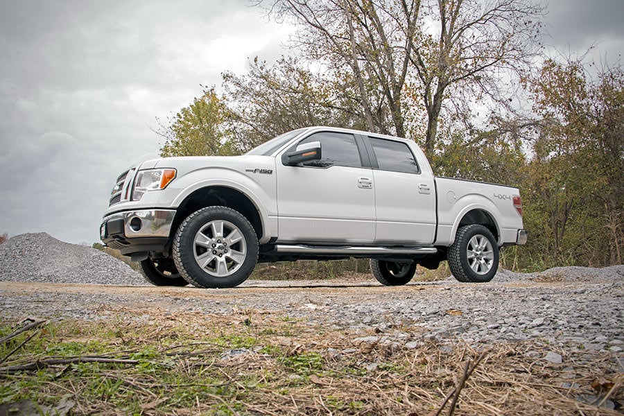2 Inch Lift Kit | Alum | RR N3 | Ford F-150 2WD/4WD | 2009-2013 | Rough Country | 56830 - Image 2