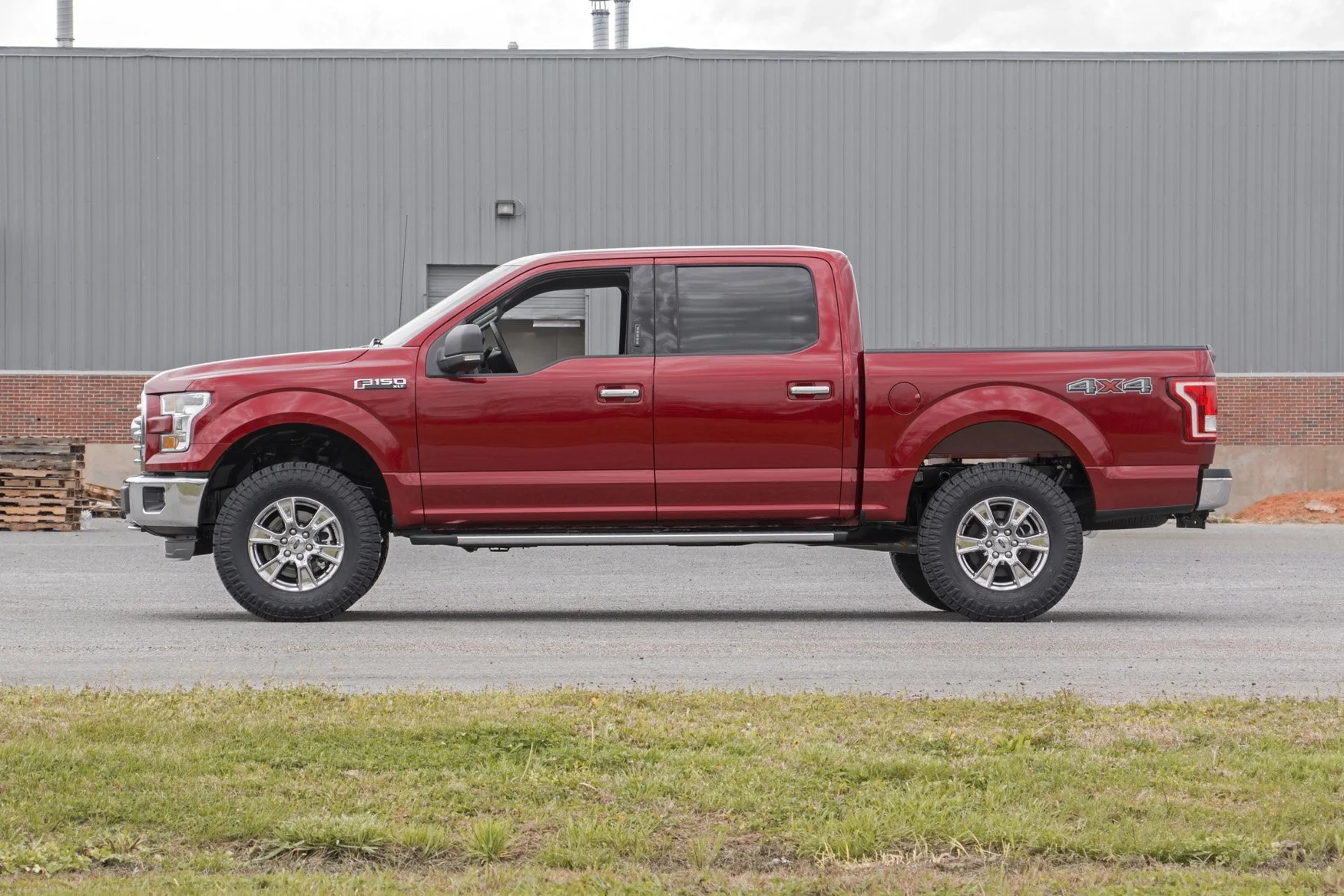 2 Inch Lift Kit | Vertex/V2 | Ford F-150 2WD/4WD | 2014-2020 | Rough Country | 56957 - Image 3