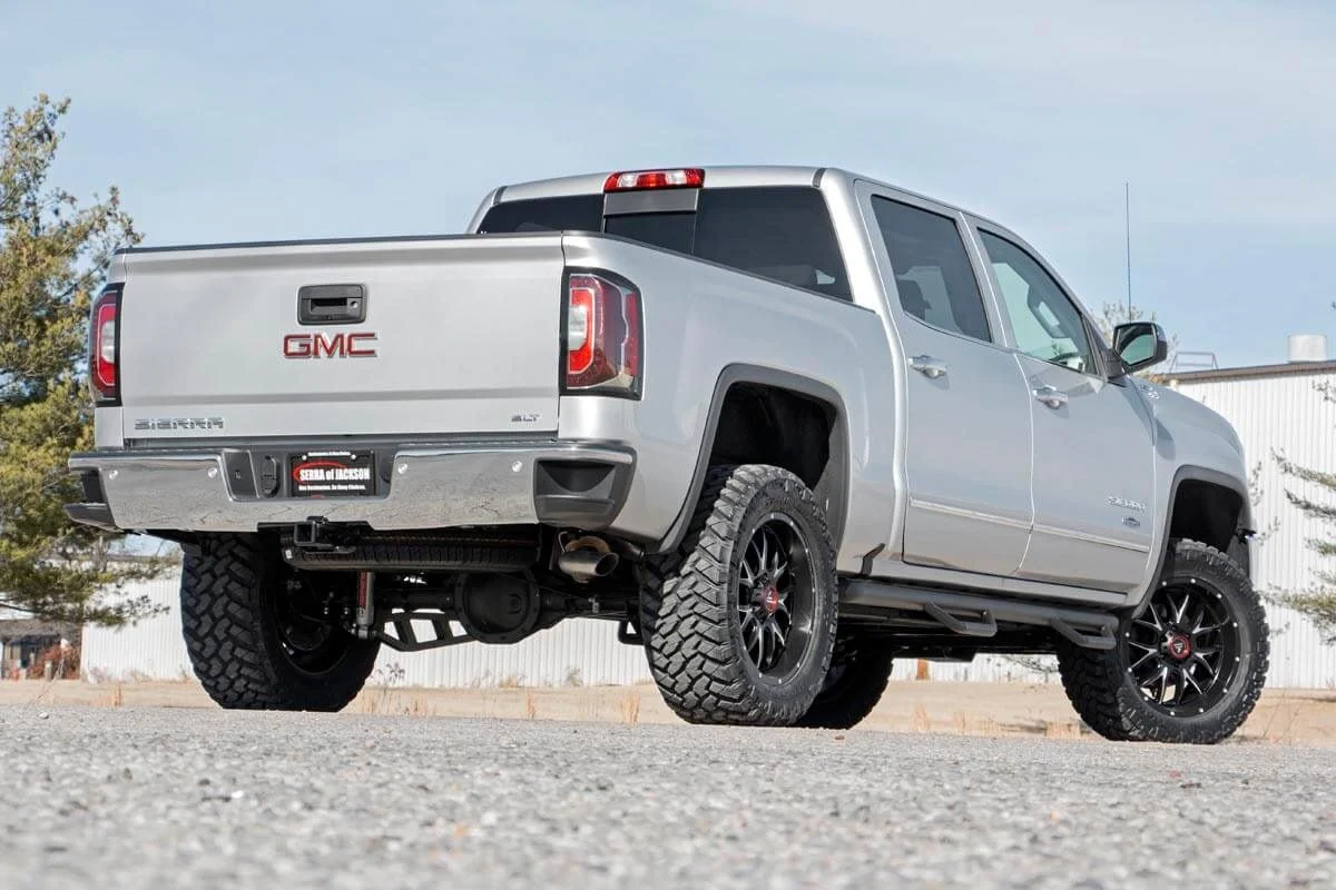 3.5 Inch Lift Kit | Cast Steel LCA | Chevrolet Silverado/GMC Sierra 1500 | 2014-2018 | Rough Country | 12430 - Image 4