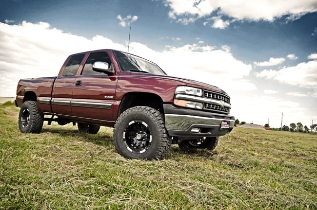 6 Inch Lift Kit | V2 Shocks | Chevrolet Silverado/GMC Sierra 1500 | 1999-2006 | Rough Country | 23470 - Image 2