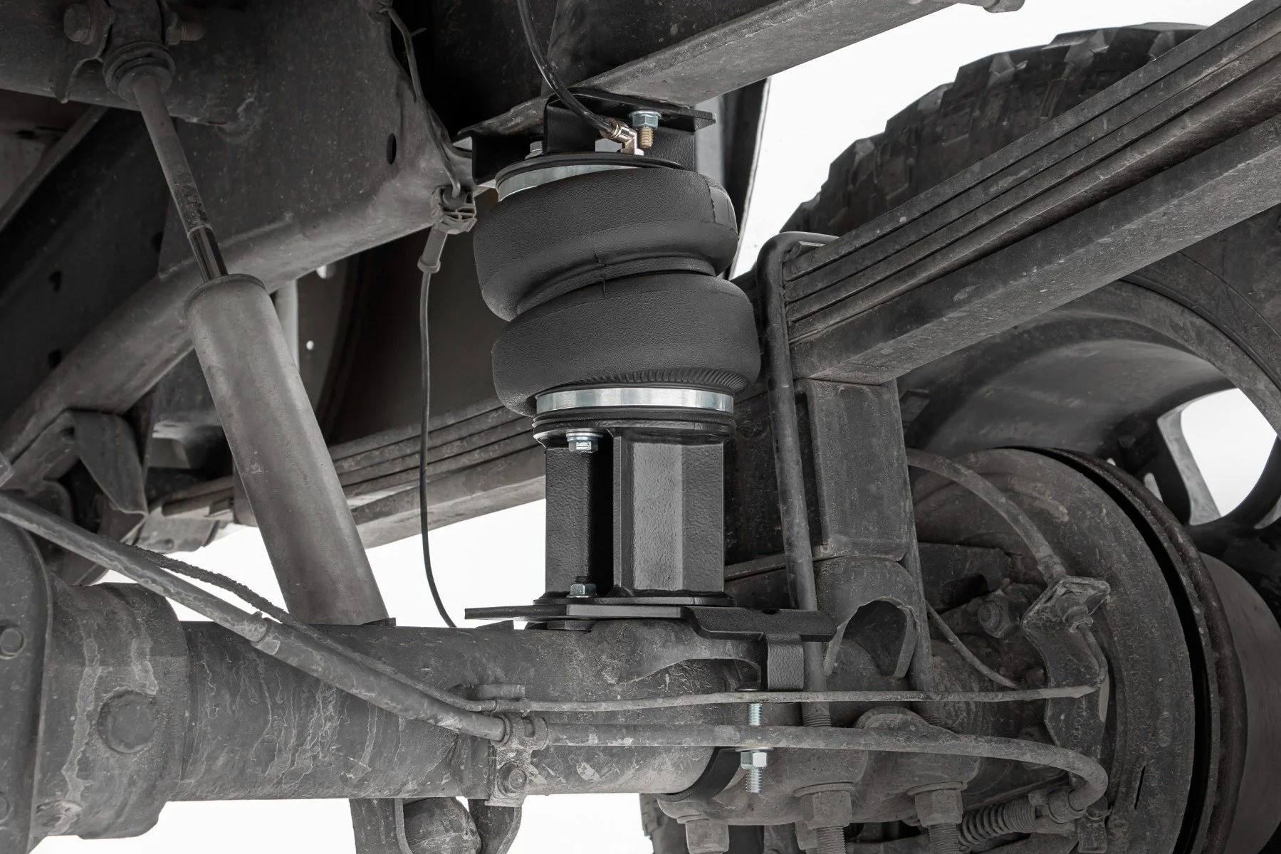 6 Inch Lift Kit w/compressor | Air Spring Kit | Chevrolet Silverado/GMC Sierra 2500HD | 2001-2010 | Rough Country | 100064C - Image 5