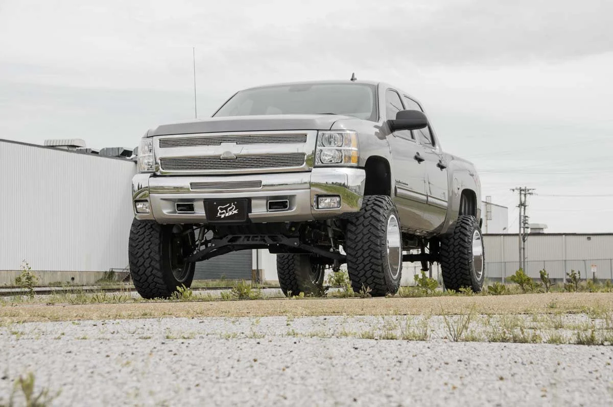 7.5 Inch Lift Kit | Chevrolet Silverado/GMC Sierra 1500 4WD | 2007-2013 | Rough Country | 26430 - Image 2