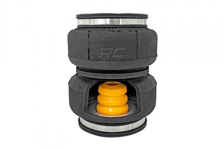 Air Spring Kit w/compressor | 0-6" Lifts | Toyota Tundra | 2007-2021 | Rough Country | 10024C - Image 2