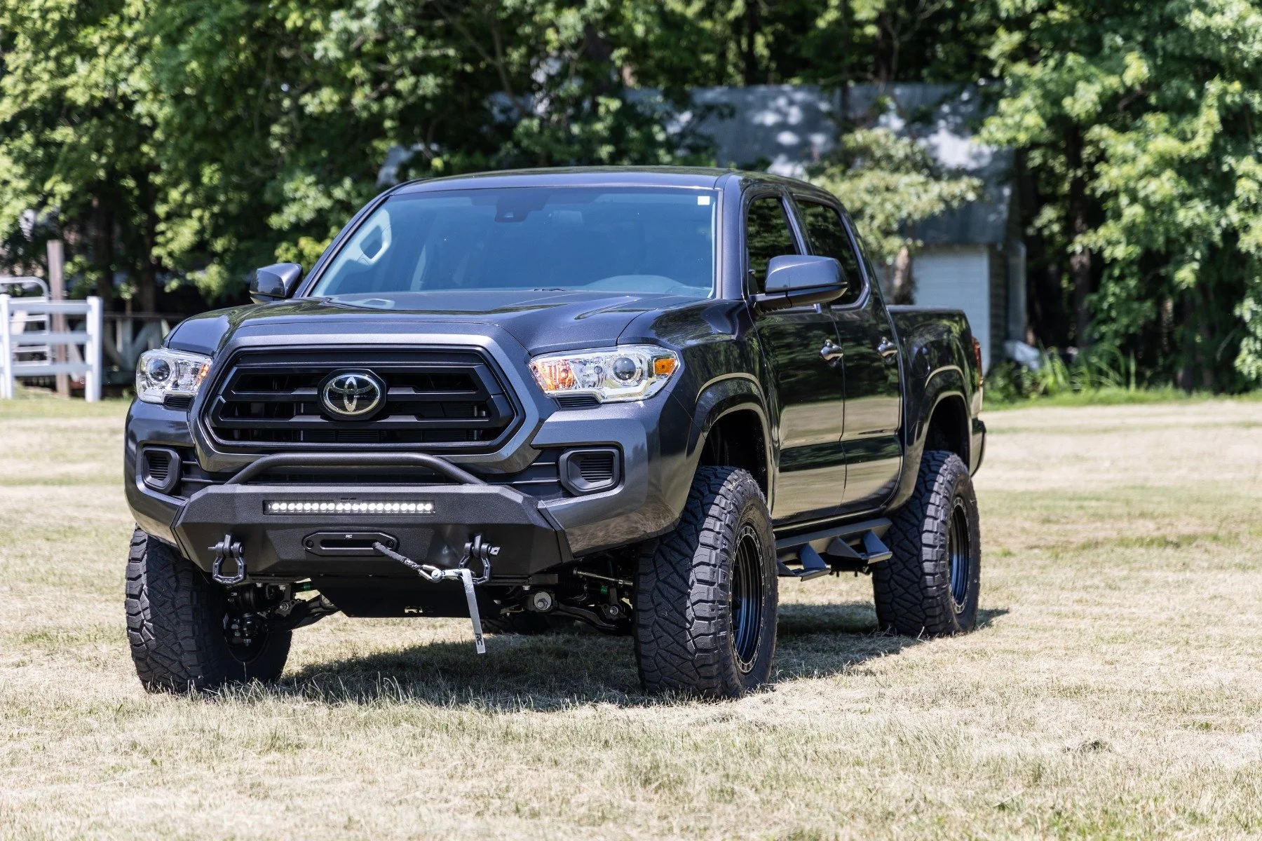 Front Bumper | Hybrid | 20" Blk LED | Toyota Tacoma 2WD/4WD | 2016-2022 | Rough Country | 10718 - Image 5