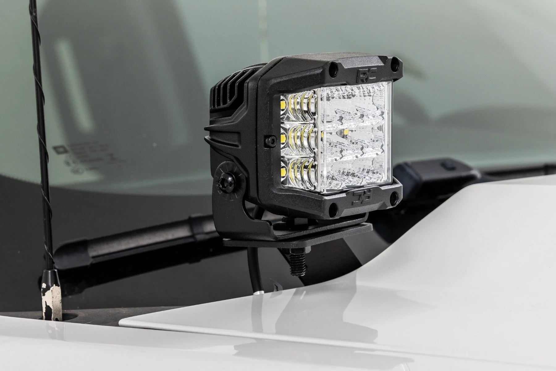 LED Light | Ditch Mount | 2" Black Pair | Amber DRL | Chevrolet Silverado/GMC Sierra 1500 | 2014-2018 | Rough Country | 71055 - Image 6