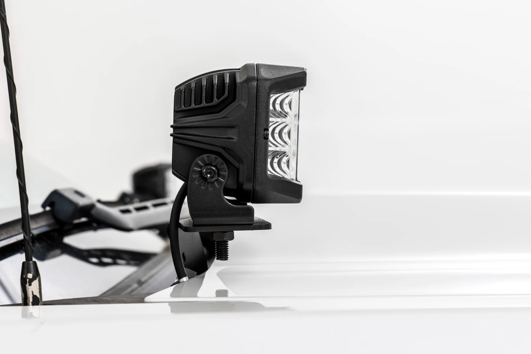 LED Light | Ditch Mount | 3" OSRAM | Wide | Chevrolet Silverado/GMC Sierra 1500 | 2014-2018 | Rough Country | 71056 - Image 5