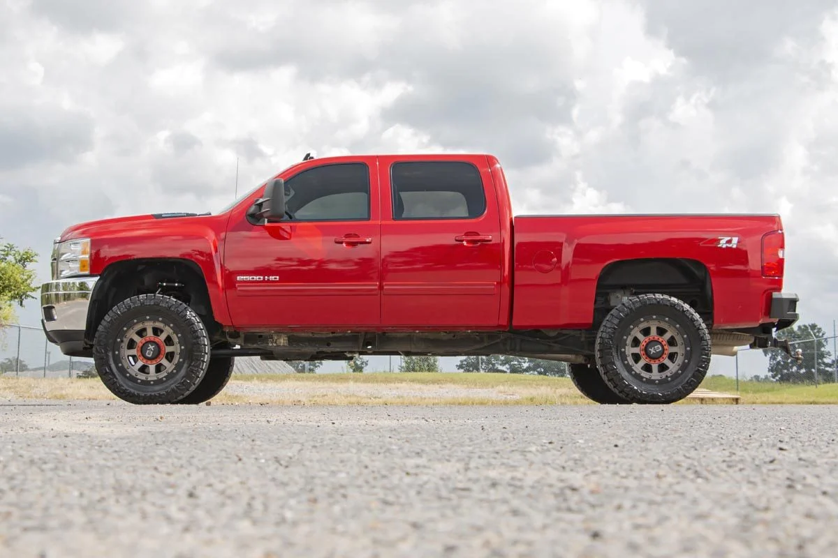 Vertex 2.5 Adj Front Shocks | 3-5" | Chevrolet Silverado/GMC Sierra 2500HD/3500HD | 2011-2019 | Rough Country | 689011 - Image 3